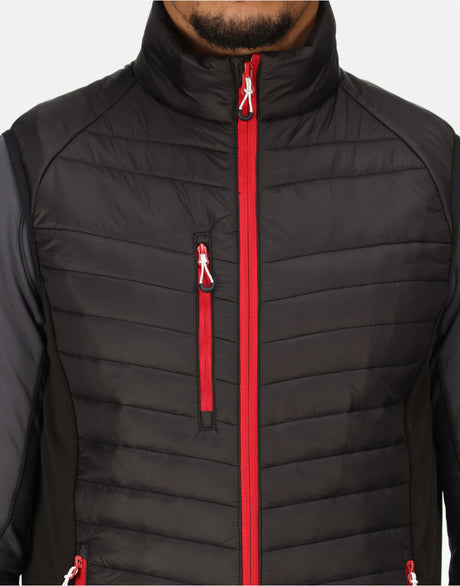 Black/Classic Red