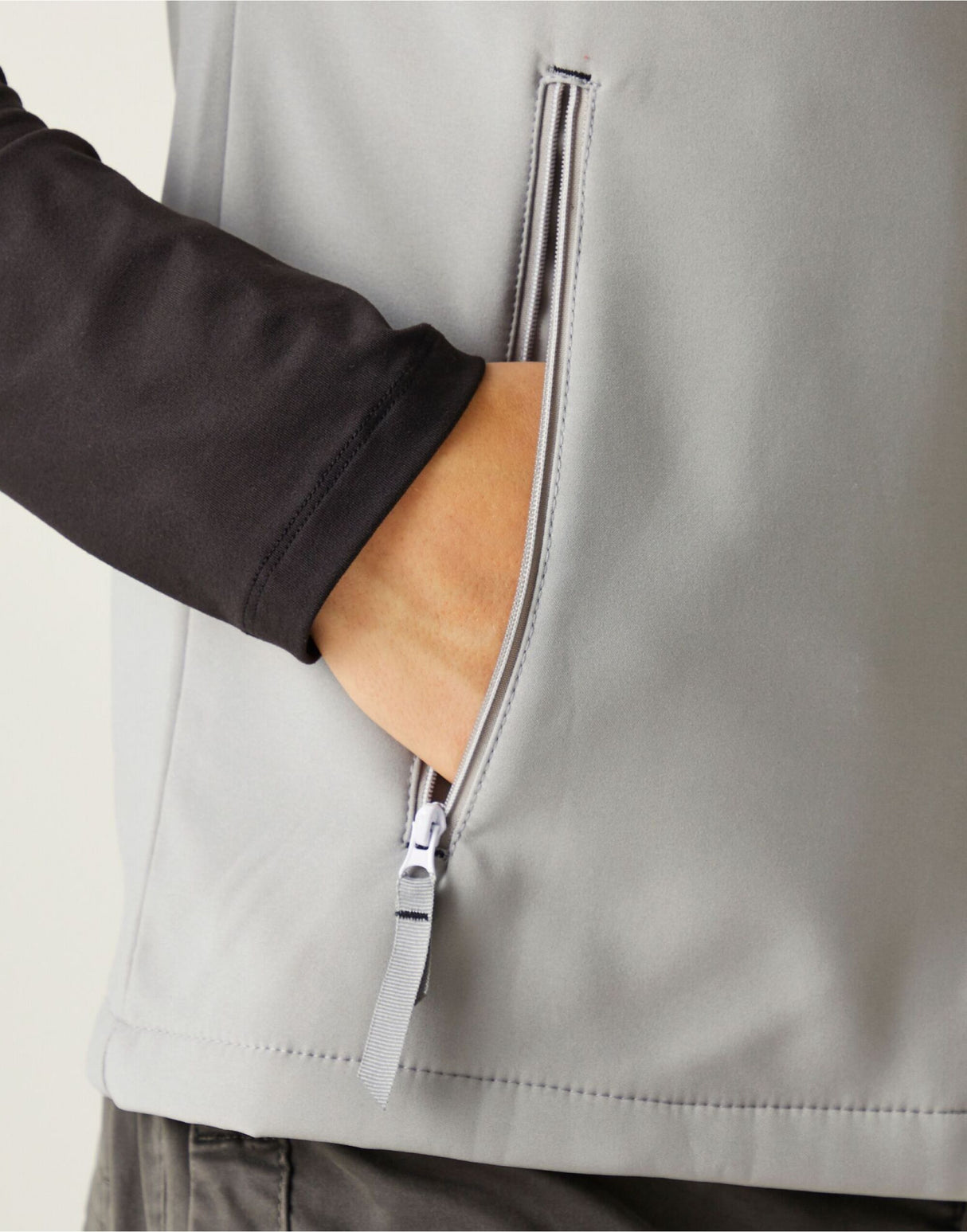 Mineral Grey/Black